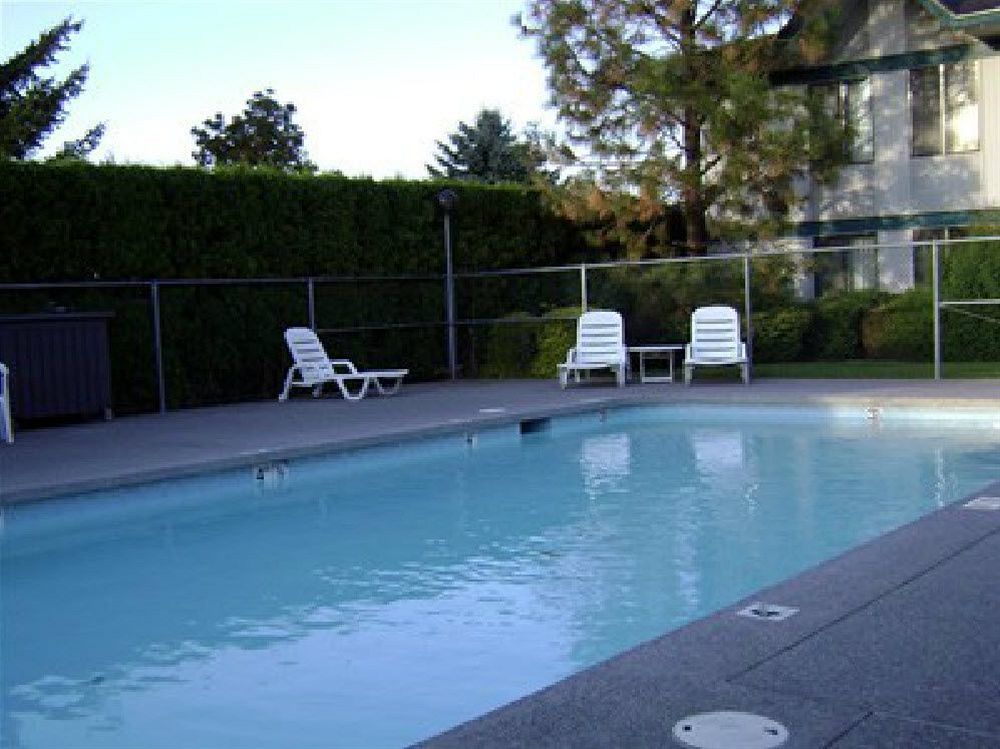 Red Lion Inn & Suites Post Falls Esterno foto