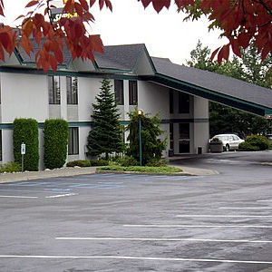 Red Lion Inn & Suites Post Falls Esterno foto